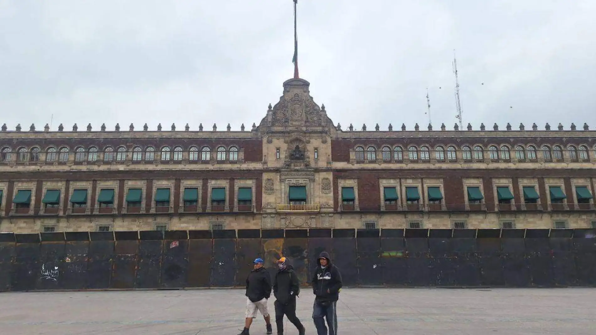 Palacio Nacional blindado